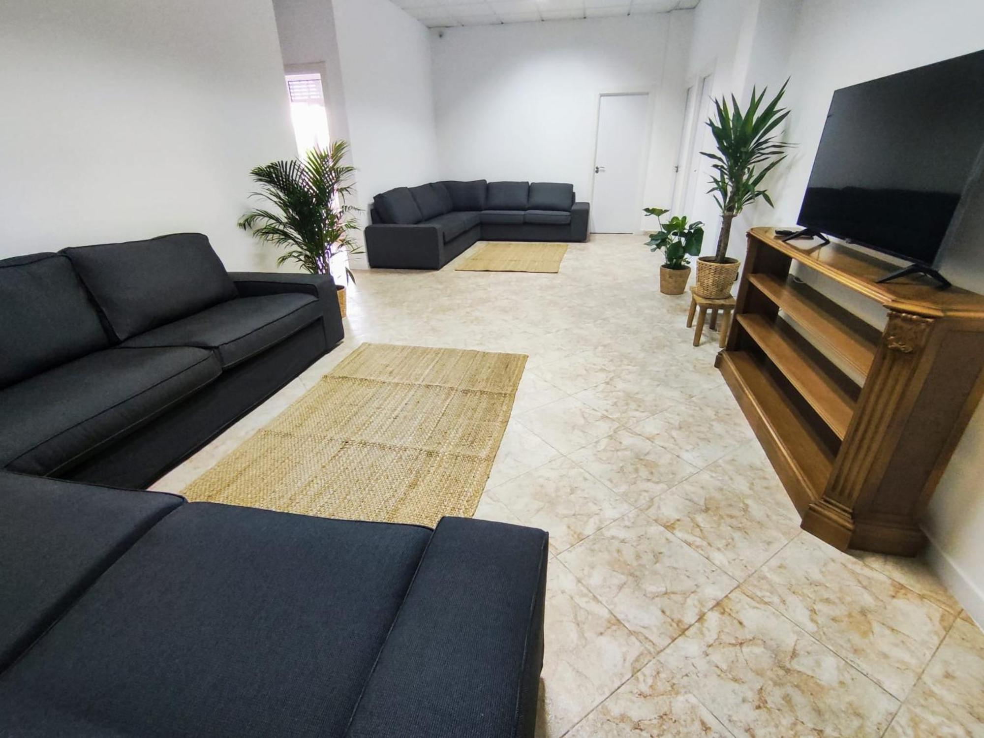 Preciosa Villa Para Grupos Grandes Con Piscina Y Bbq Касаррубиос-дель-Монте Экстерьер фото